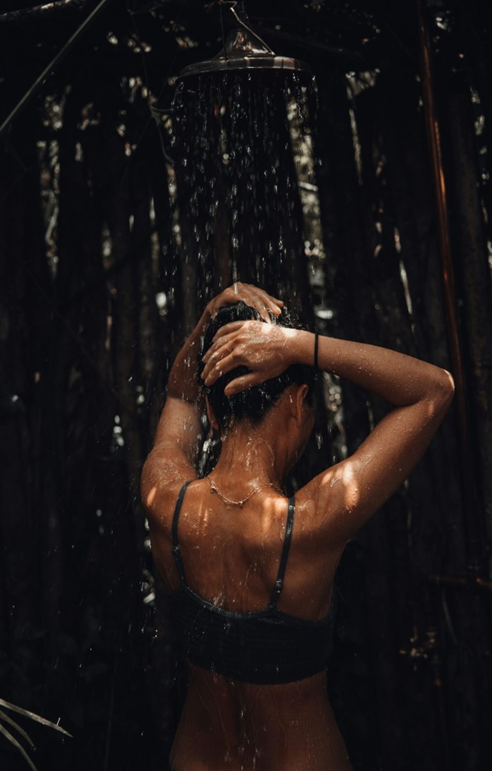 Everything Shower na lato – rytuał pielęgnacyjny dla gładkiej i promiennej skóry